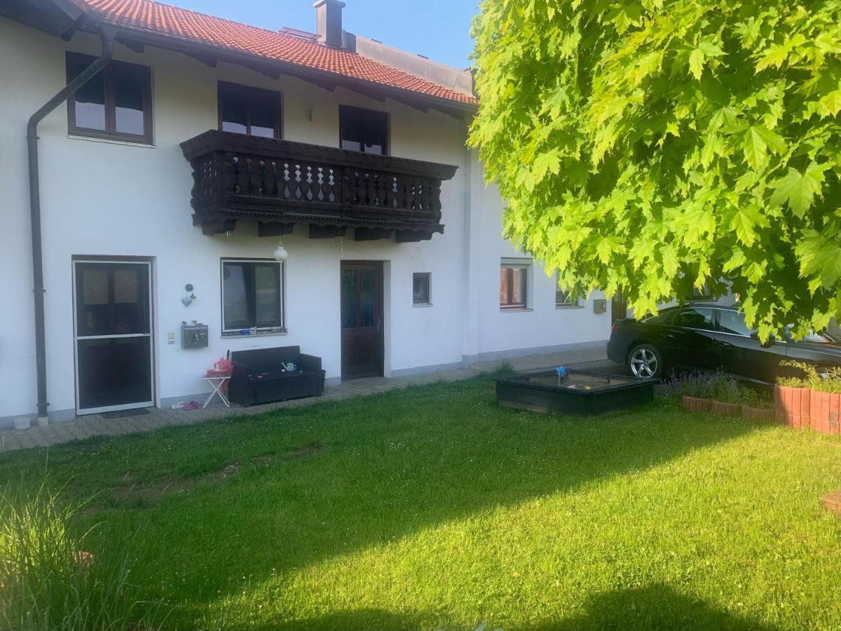 Ferienwohnung Am Ponyhof Altotting Exterior photo